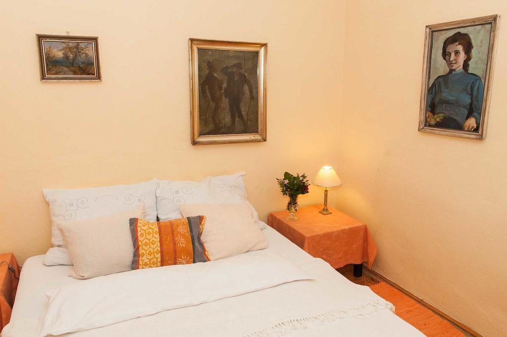 Ivana Bed and breakfast 2*